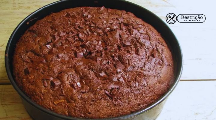 Bolo de chocolate sem glúten e sem lactose